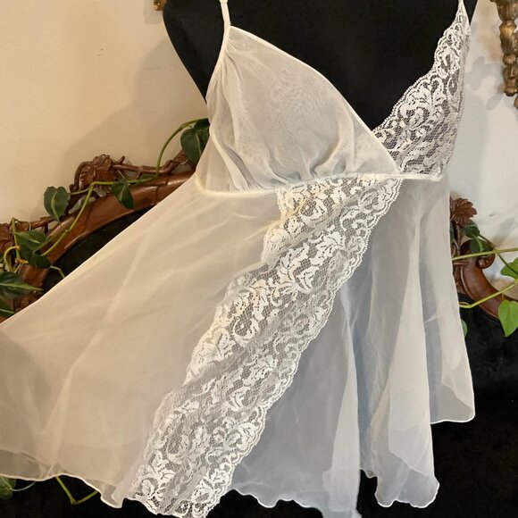 Vintage Victoria's Secret Gold Sheer Lace Babydoll Mini Slip Dress Size M White - Picture 2 of 4